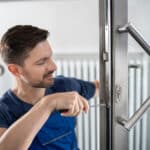 3 conseils pour engager un serrurier